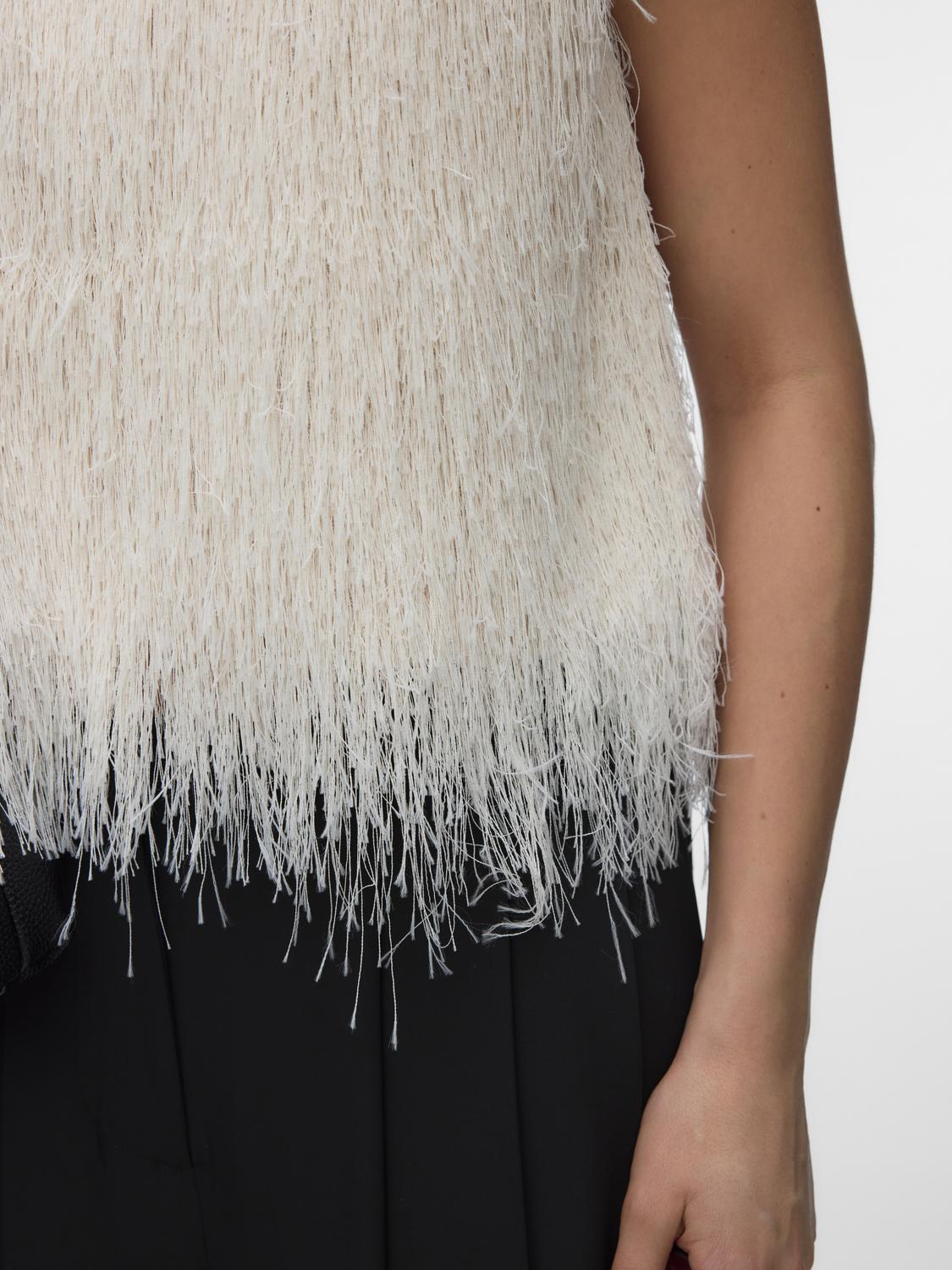 model_shot-detail